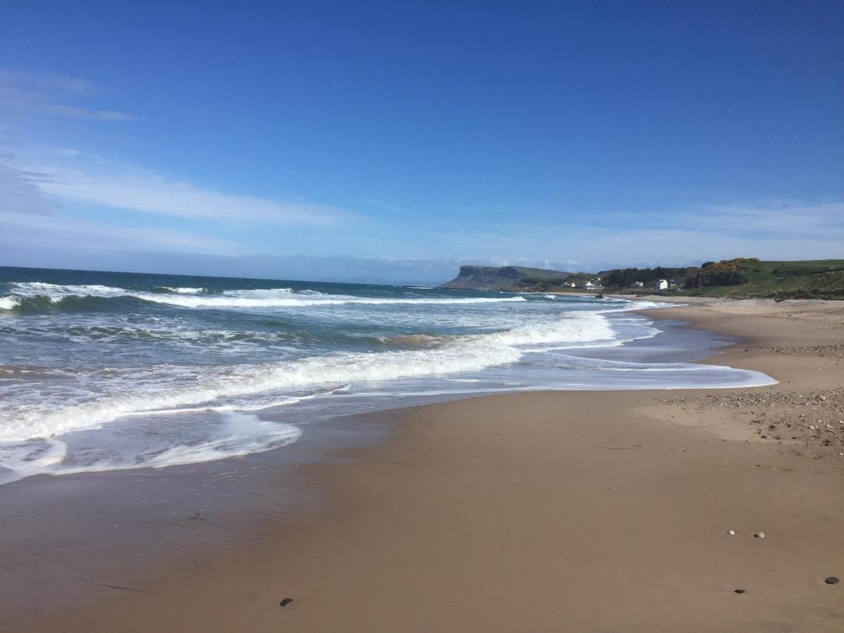 Corratavey Guest Accommodation Ballycastle Esterno foto